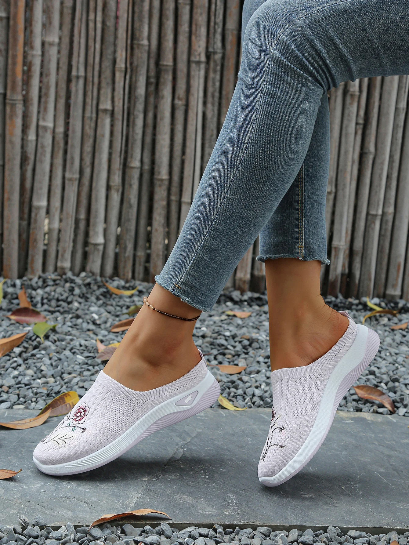 Große Größen Damen Rückenfreie Plateau-Sneaker mit Blumenstickerei, Mesh-Slipper, rutschfeste, bequeme Freizeit-Slipper für Senioren zum Gehen – Detail 19