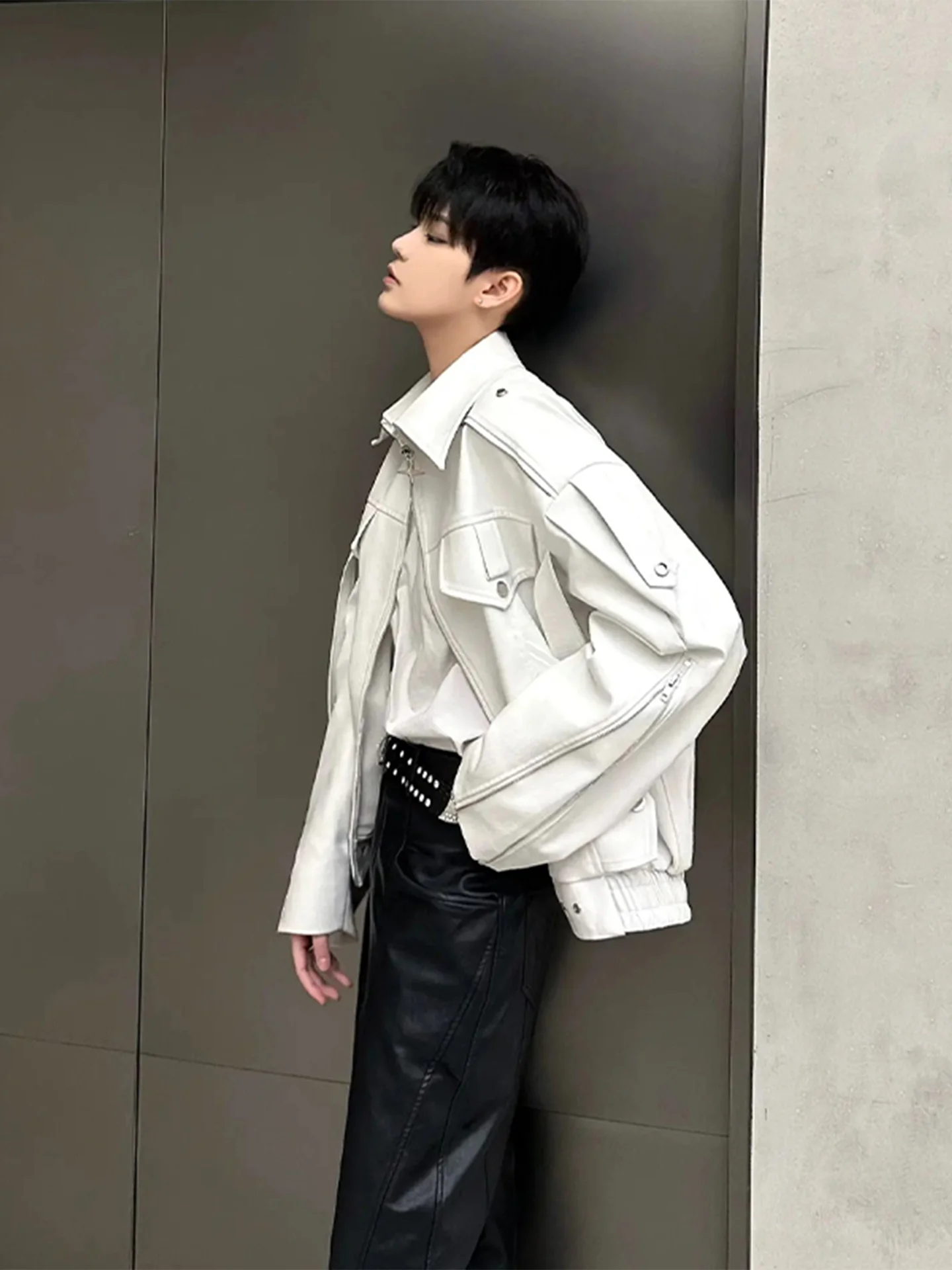 

Белая утепленная мотоциклетная куртка для мужчин: высококачественная повседневная куртка в американском стиле, деконструированный дизайн, для подростков