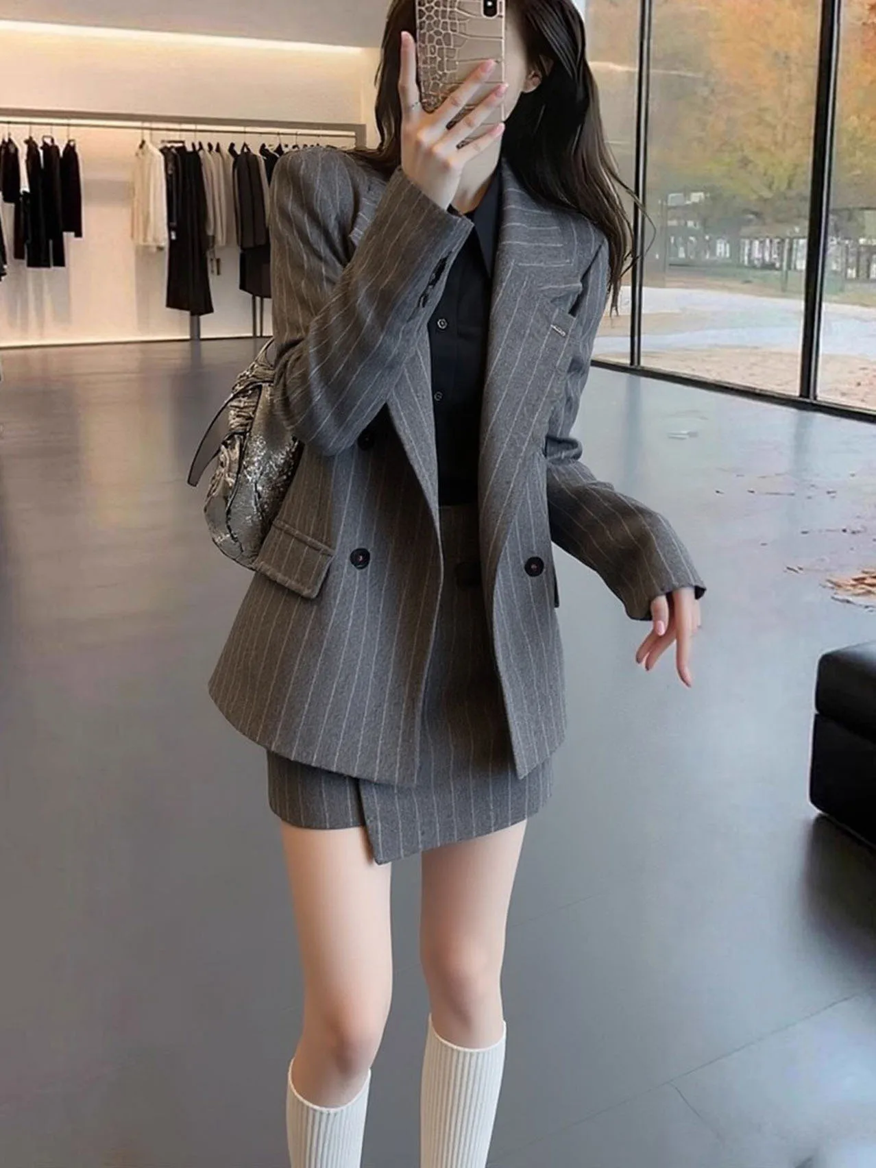 

Spring Faion Set ey Stripe Women's Suit Two-Piece Ensemble Ele Chic Perfume Sle Long Sve Cardigan And Skirt