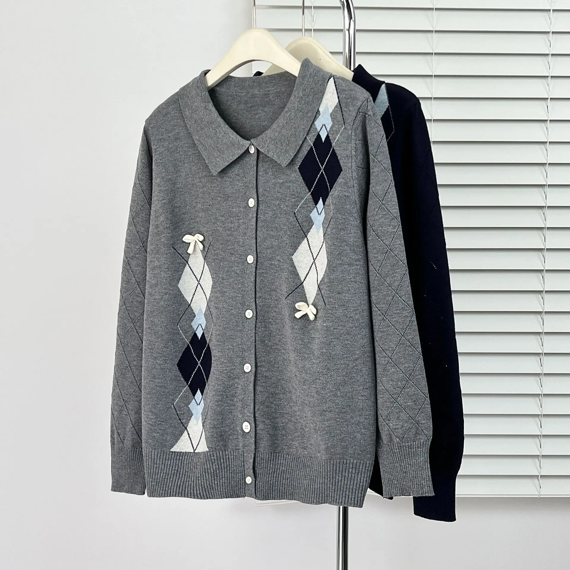 

XXXXL Fashion Plus Size Woman Clothing Sweater 2026 Spring New Stylish Bow Argyle Knitted Cardigan 533