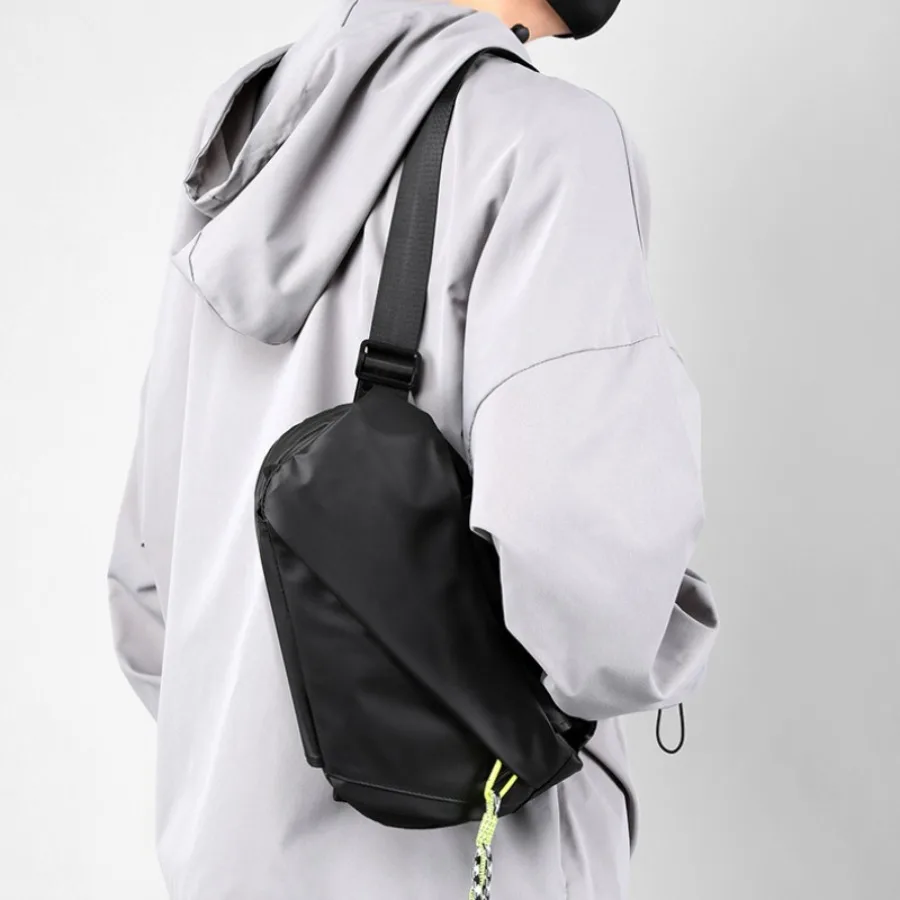 

New fashionable minimalist crossbody shoulder bag,large-capacity outdoor sports water droplet bag,men's commuting chest bags