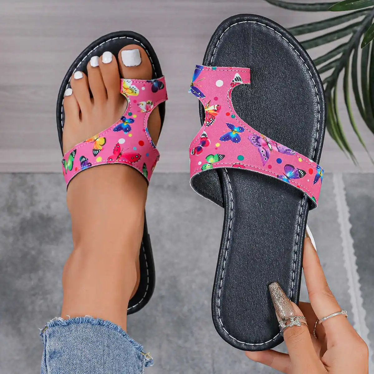Beach Lying Soft Women Slippers Sandals Women Comfortable Sandals Shoes Women's Sendal Sneakers Sport Athlete Small Price