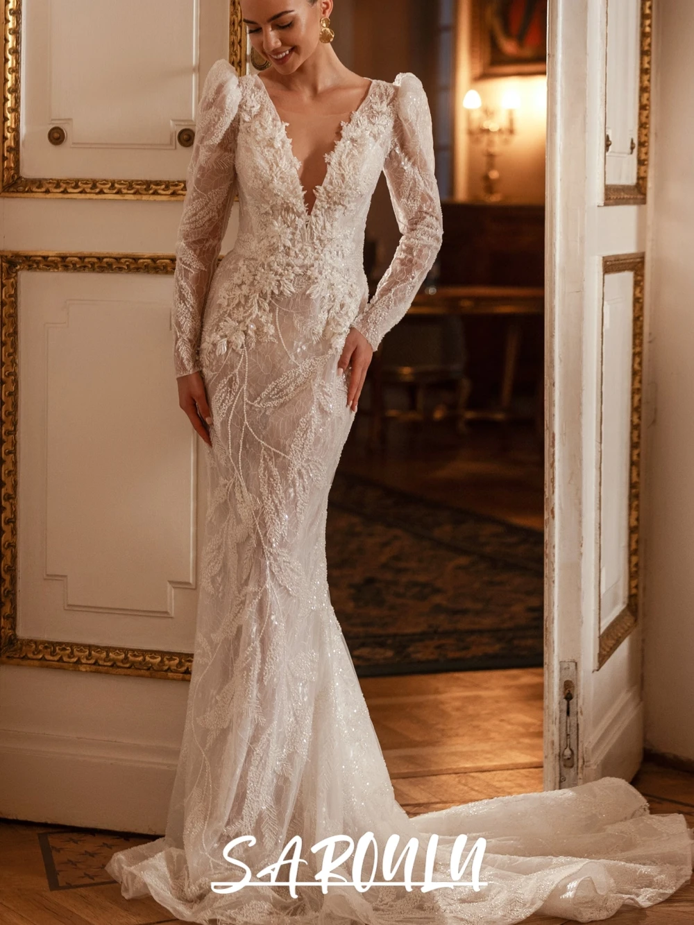 

Newest Glitter Mermaid Tulle Wedding Dress Romantic Lace Sexy Deep V Neck Opulent Bridal Gown Customized Pearls Modern Wear