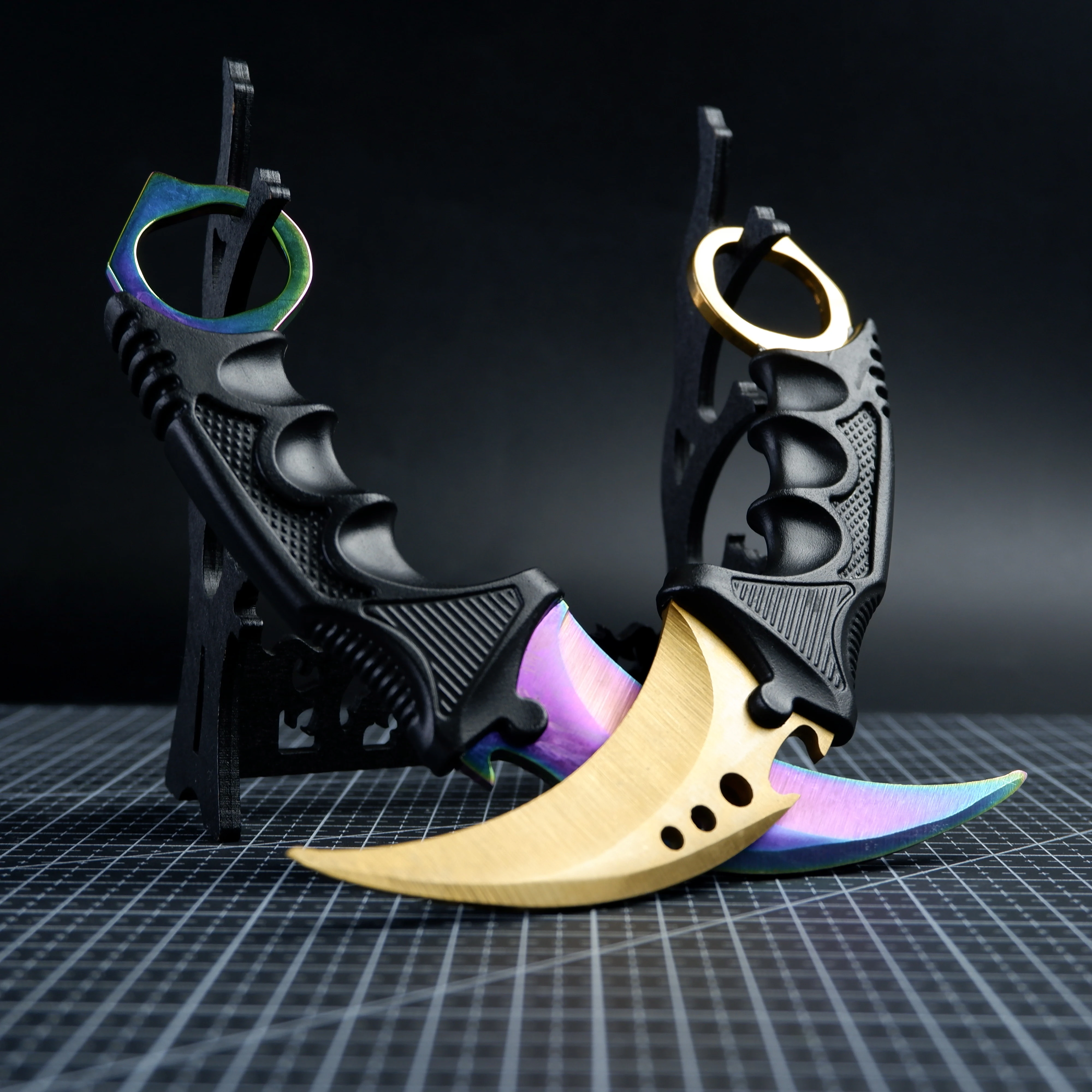19cm Cs Karambit Knife Game Periphera Replica Weapons Model Unsharpen Outdoor Training Knive With Sheath Cosplay Gamer Toy Gift