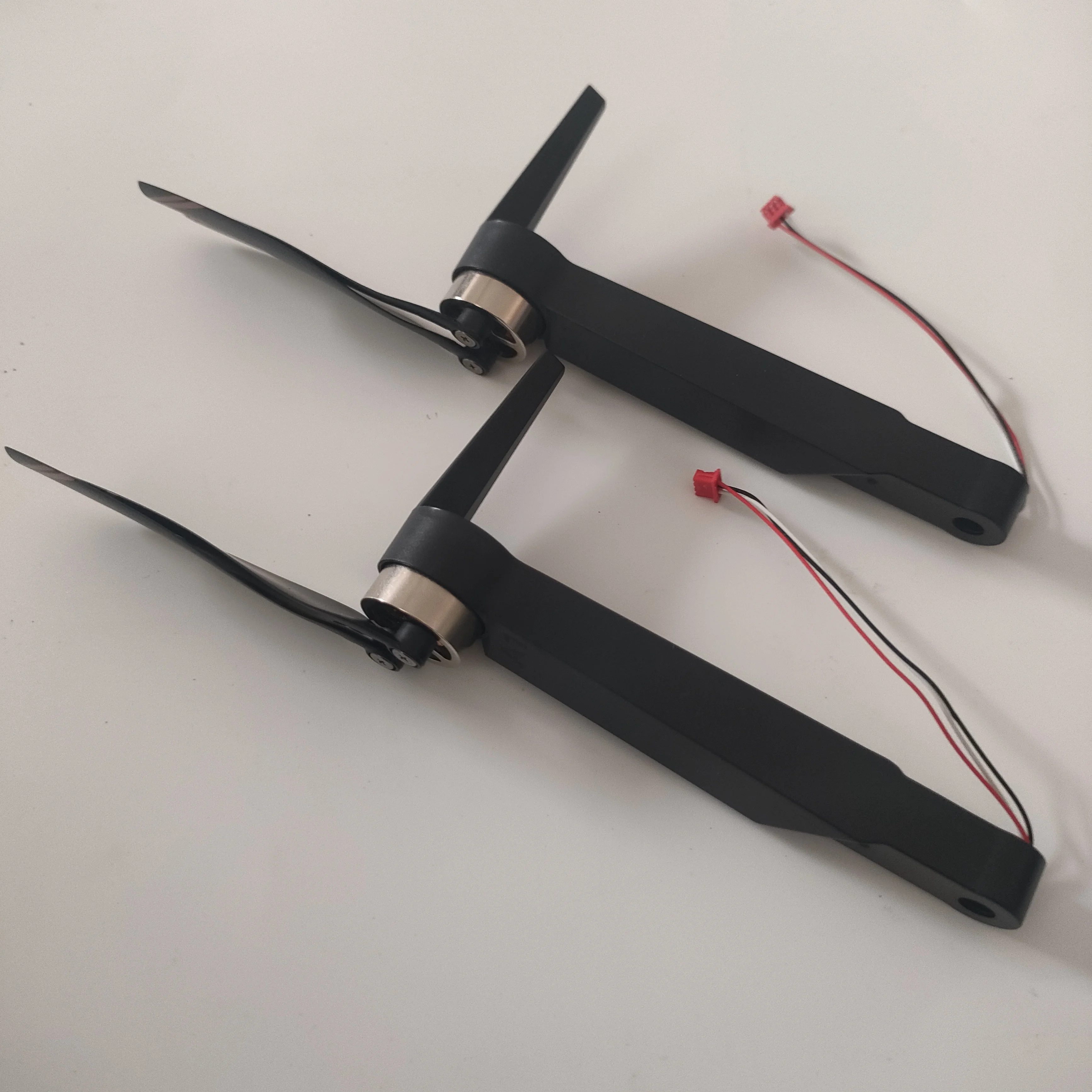 Bras avant A pour V168 Max 8K professionnel 5G GPS HD double caméra photographie sans brosse pliable grand écran RC quadrirotor