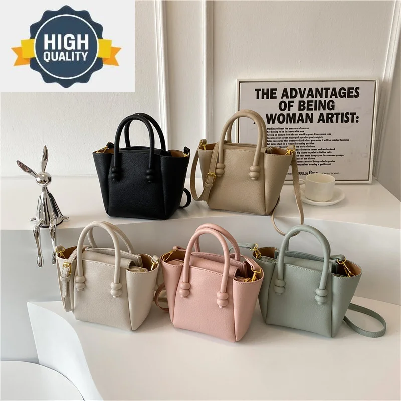 Handheld Bag Women's 2023 Summer New Korean Commuter Versatile Tote Fashion Travel One Shoulder Oblique Straddle