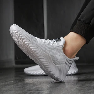 Das Rennen von Xiaomi-Men, atmungsaktives Netz, leichte Schuhe, bequem, lässig, Outdoor, Basketball, Sport, Mode 6 Hauptverkäufe rote Basketballschuhe - №4
