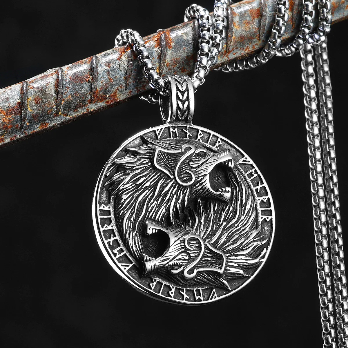 Viking Wolf Runes Ferocious Men Necklaces Stainless Steel Pendant Chain Women Punk Fashion Jewelry Accessories Gifts Wholesale