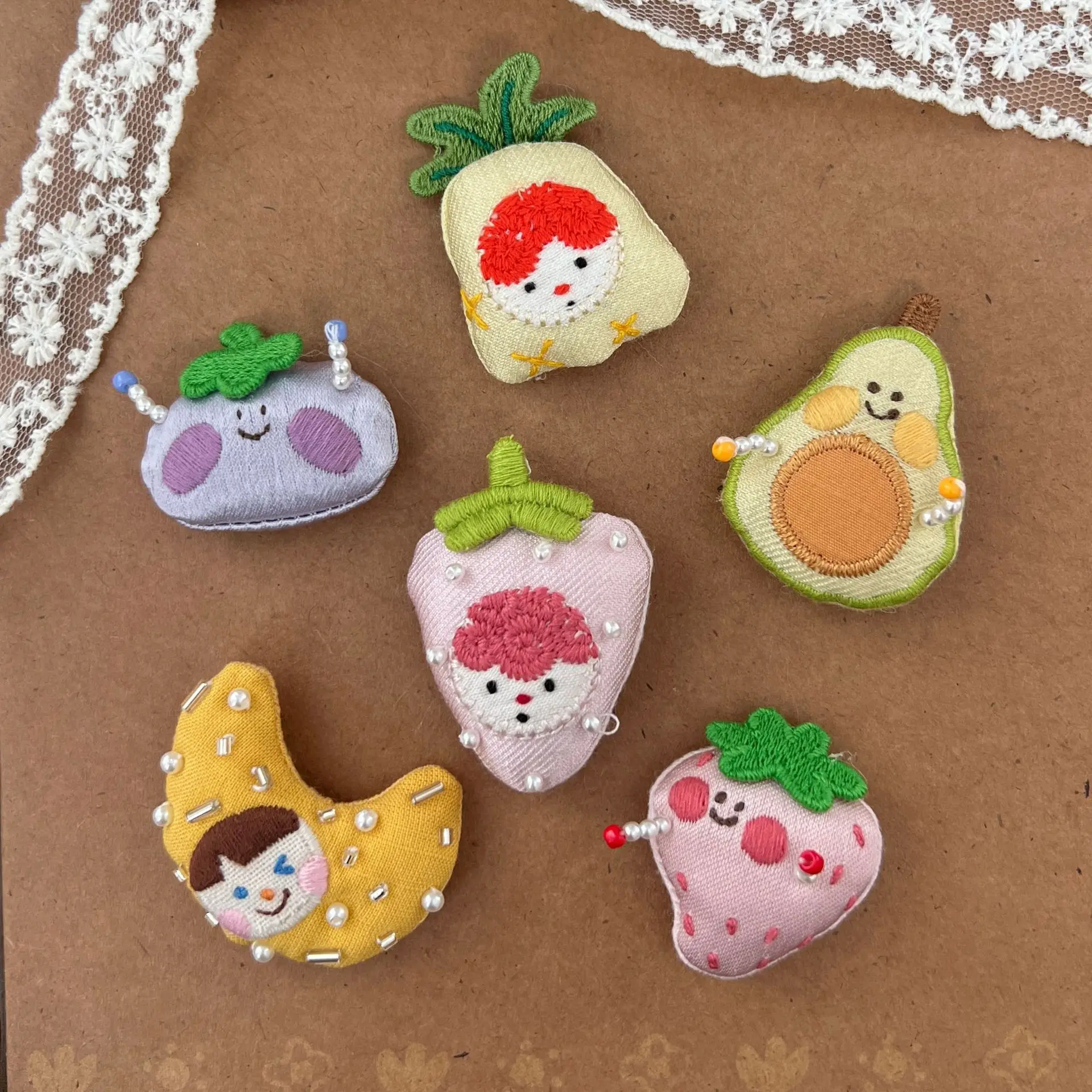

New Korean Handmade Cartoon Kids Stuffed Fabric Brooch for DIY Shoes Socks Hat Bag Decoration Accessory