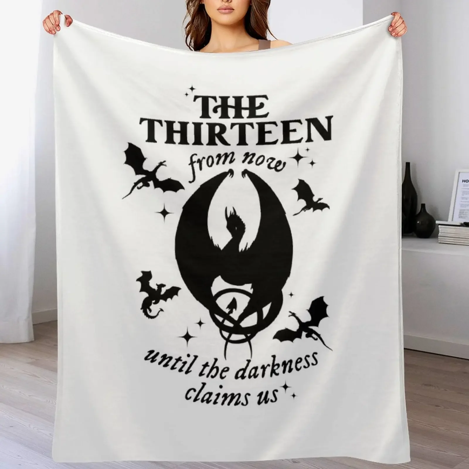 

Manon Blackbeak, Manon, The Thirteen, Fireheart, Gift for her, Abraxos, Wyvern, Throne of Glass, Wyverns TOG Booki Throw Blanket