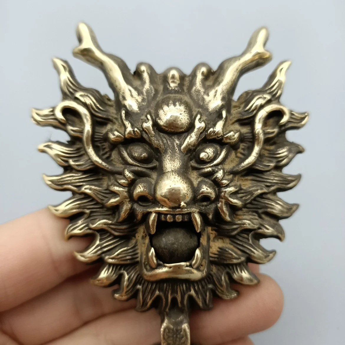 Antique Republic of China warlord belt buckle faucet domineering men's pure copper keychain brass belt buckle lucky waist pendan