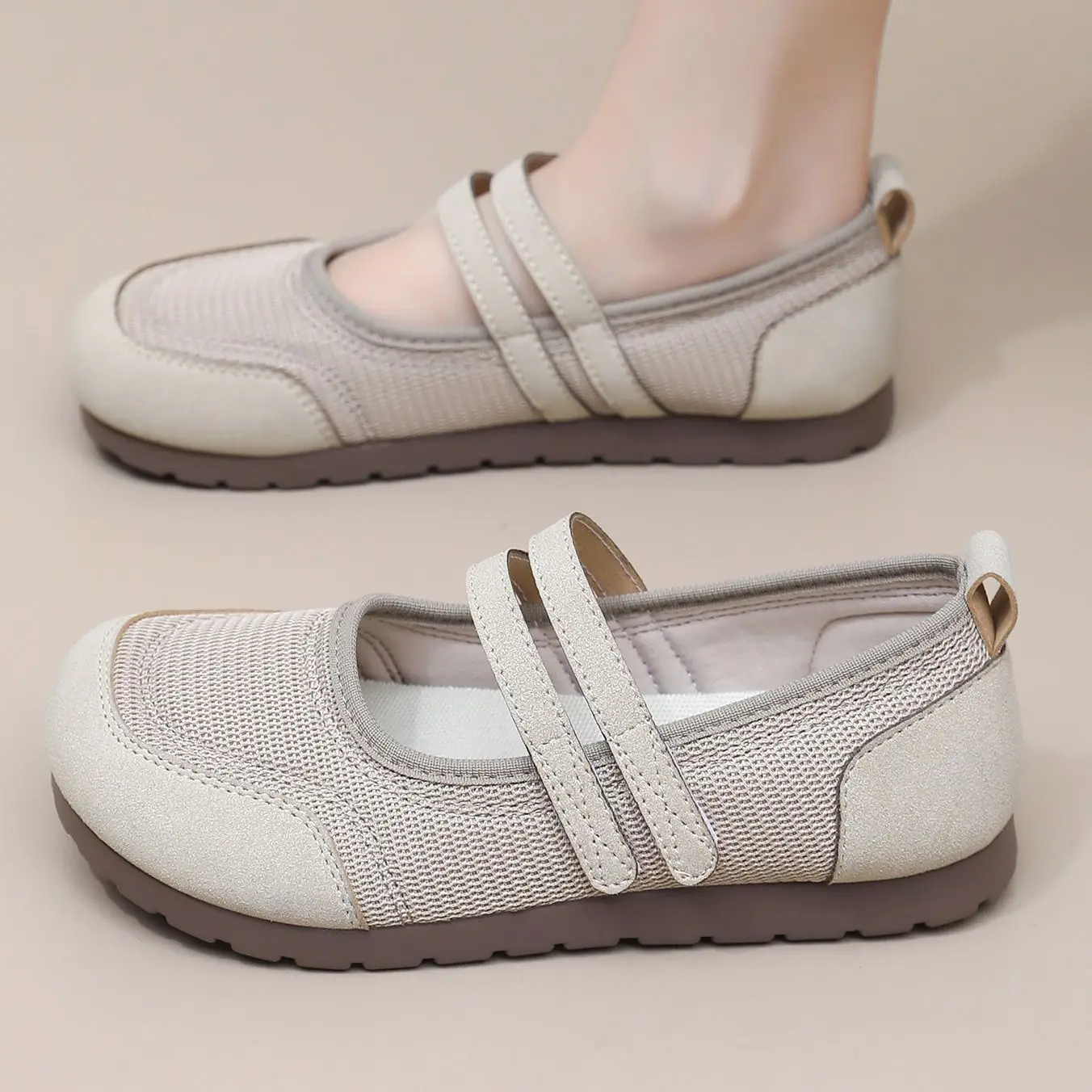 

Женская обувь, летние туфли без шнуровки на плоской подошве с круглым носком для женщин, предложения Y2k, мода 2025, новая дизайнерская вулканизированная обувь, роскошный светильник