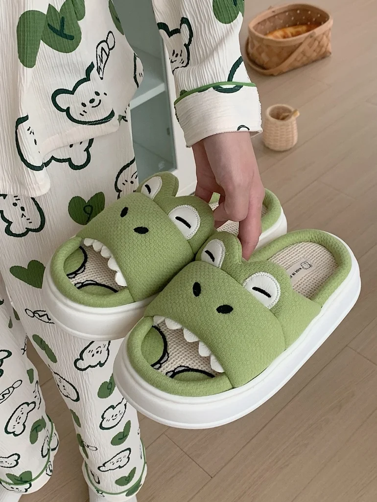 Four Seasons Universal Cute Crocodile Linen Slippers Women Spring Summer Couples Man Skid Resistant Dinosaur Animal Flip Flops