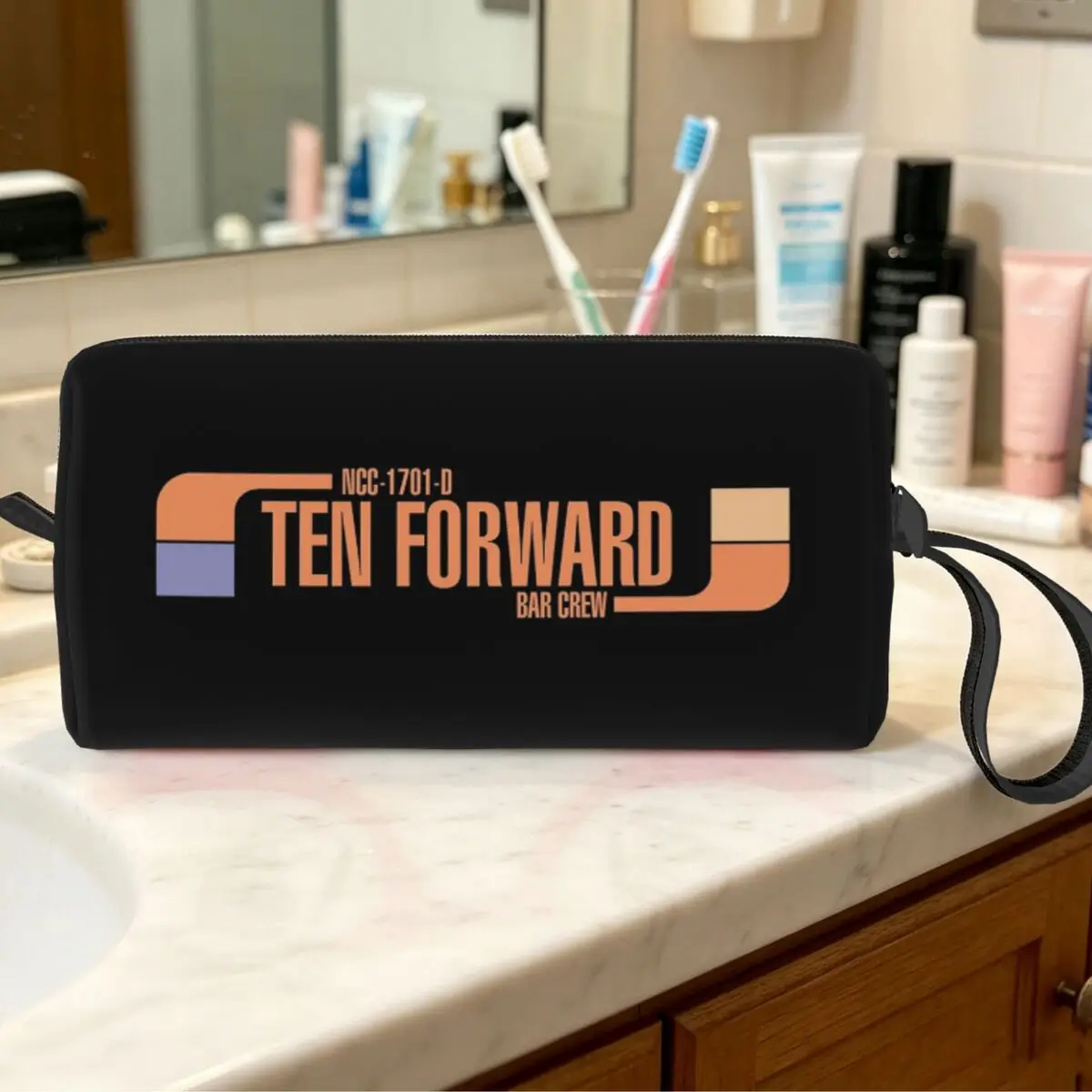 Косметичка-органайзер Ten Forward Bar Crew NCC 1701-D для женщин, дорожный несессер, пенал для косметики и путешествий