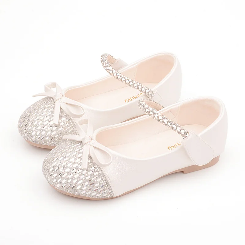 Scarpe per bambini Scarpe da principessa per ragazze Suola morbida Scarpe in pelle per bambini Primavera Nuova moda Scarpe basse casual con strass