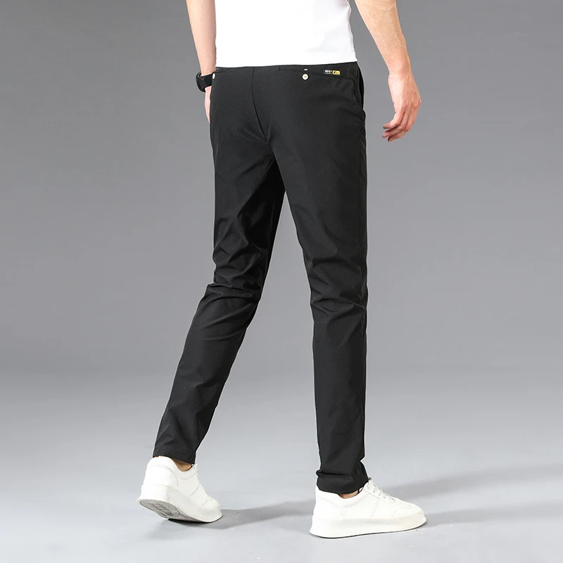 Calça leve casual masculina, calça clássica, reta, faixa de elástico na cintura, preta, cinza, calça masculina, tendências, estilo verão, 2022