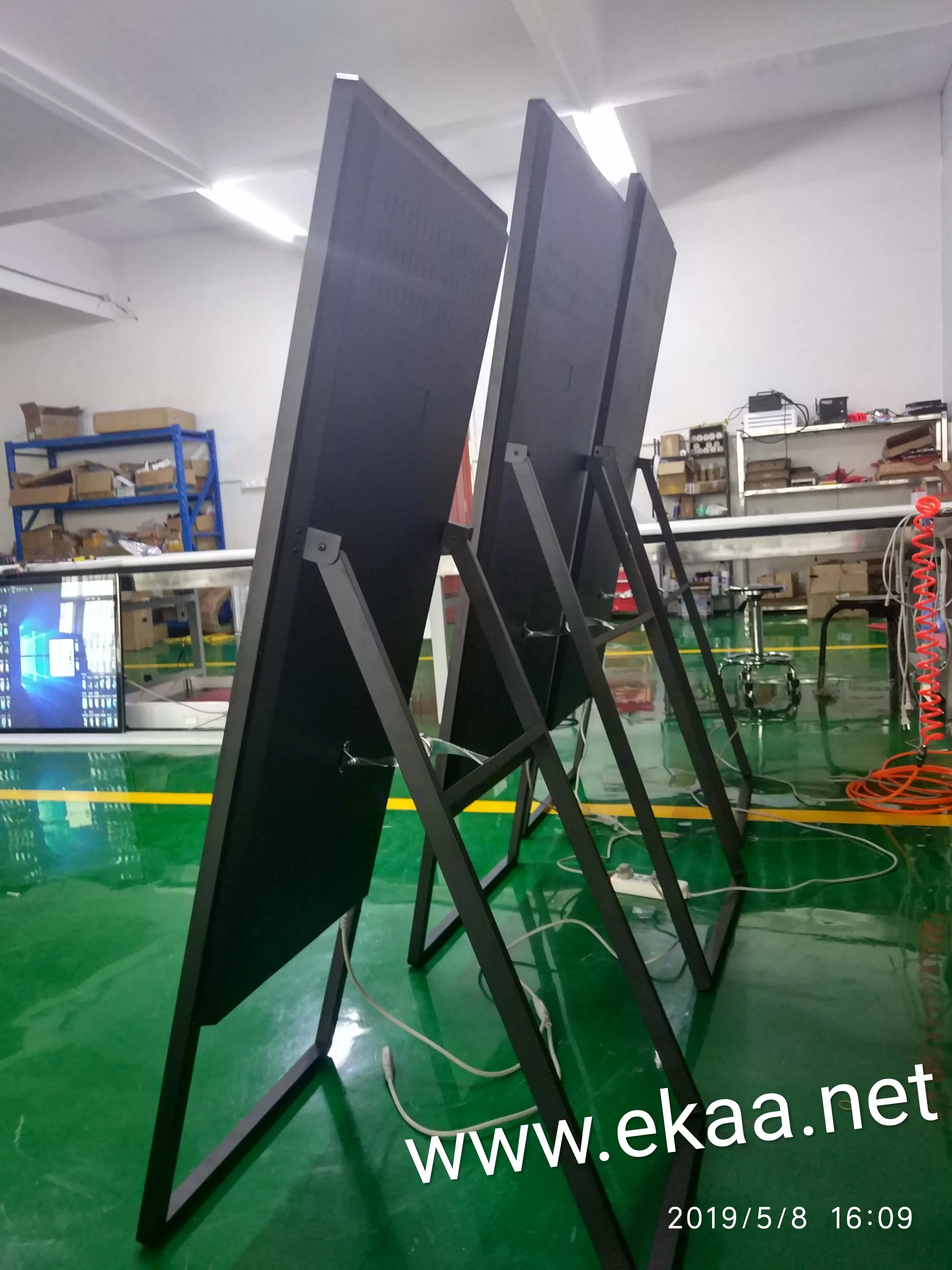 EKAA 43 Inch Indoor Retail Store Portable Android Digital Signage