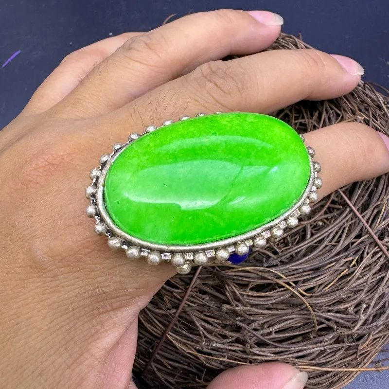 Retro Unisex Open Ring Tibetan Style Alloy Inlaid Big Glossy Green Cabochon Stone Vintage Ethnic Finger Accessory