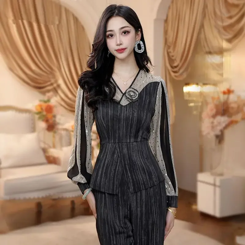 French Shoulder Long Sleeved Shirt for Women's New Style V-neck Contrasting Color Niche Design Slim Fit and Slimming Top XQ487