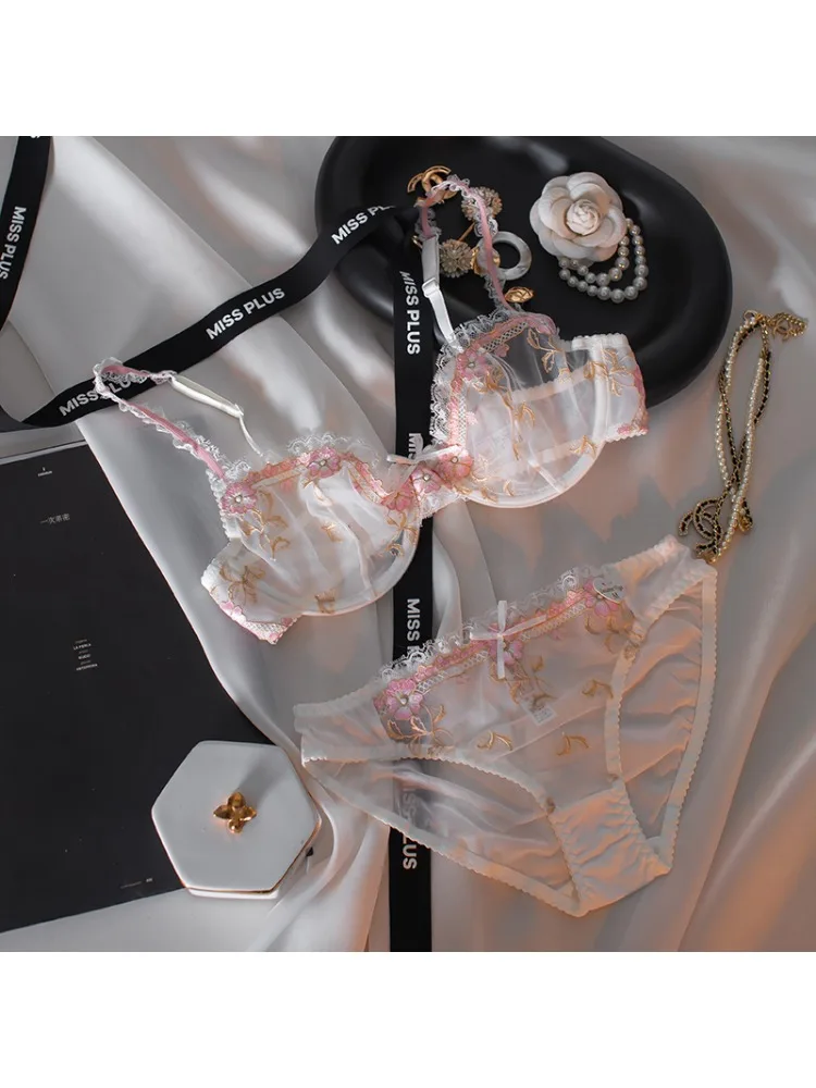 Light Luxury High-end French Underwear Feminine Sense Ultra-thin See-through Embroidery Lace Big Chest Small Thin Soft Underwire