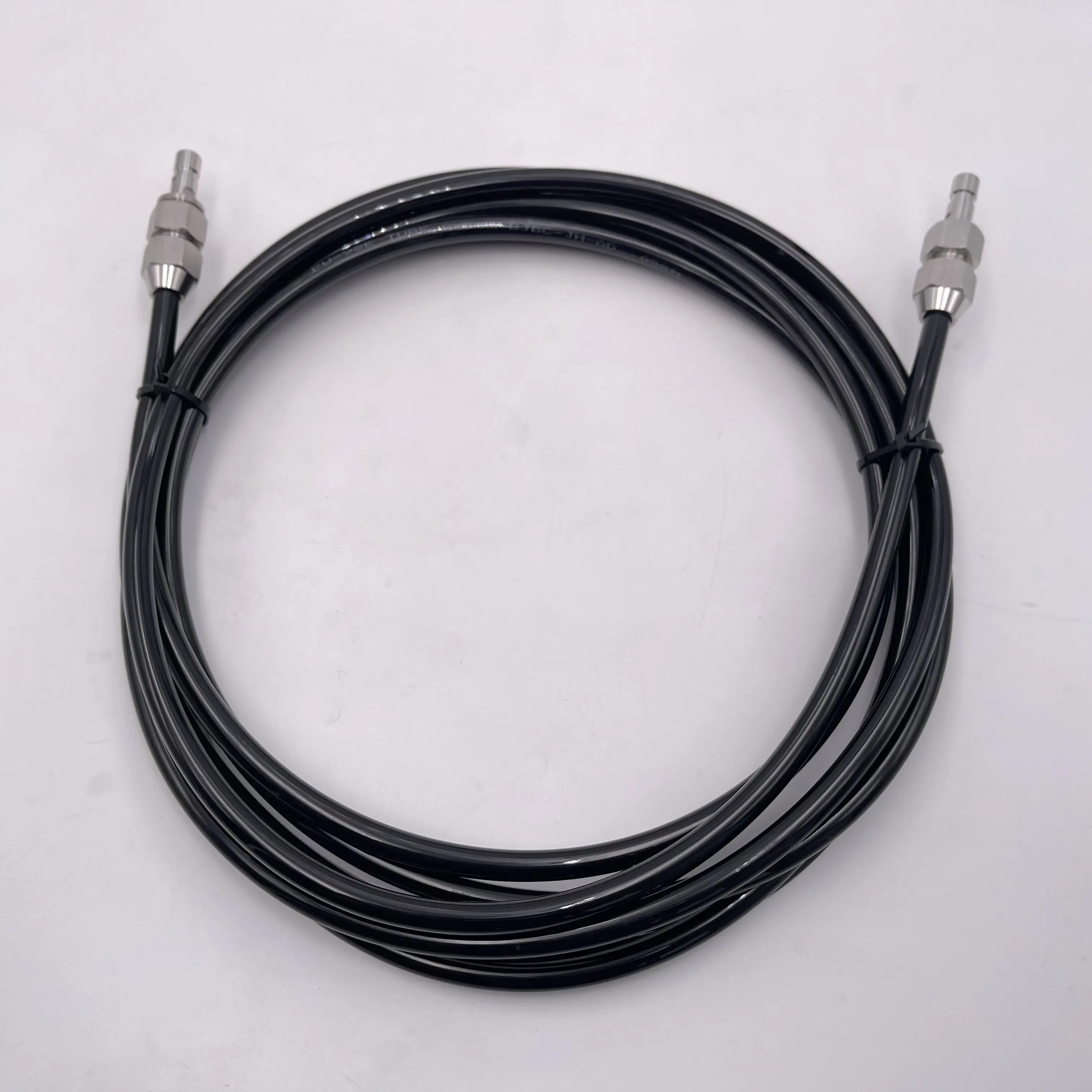 Revestimiento de alimentación de alambre de teflón o revestimiento de acero inoxidable SS304 con conjunto de alimentación de cable y conector rápido