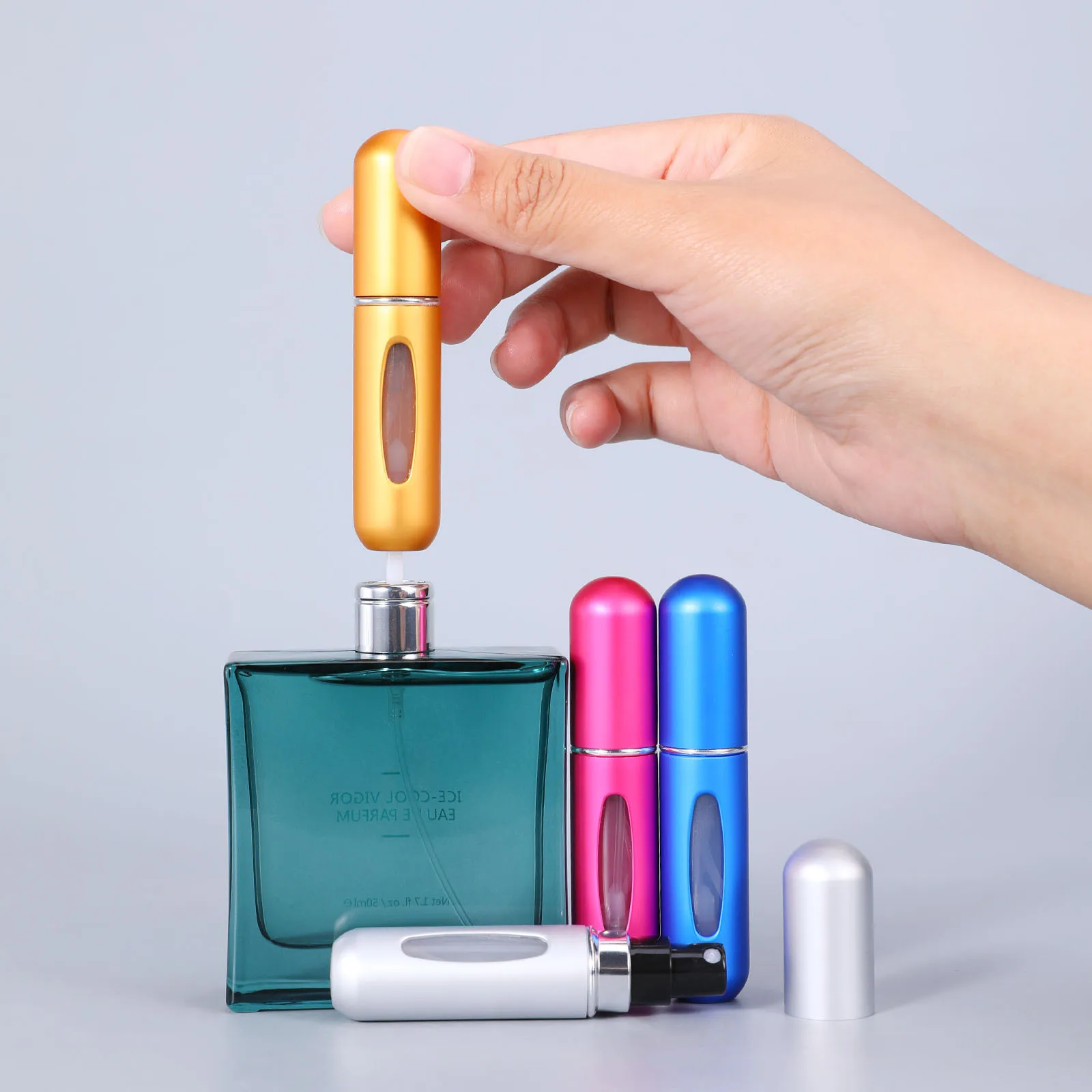 5 portable perfume spray bottles to refill at any time - never run out of your favourite perfume again! image 5