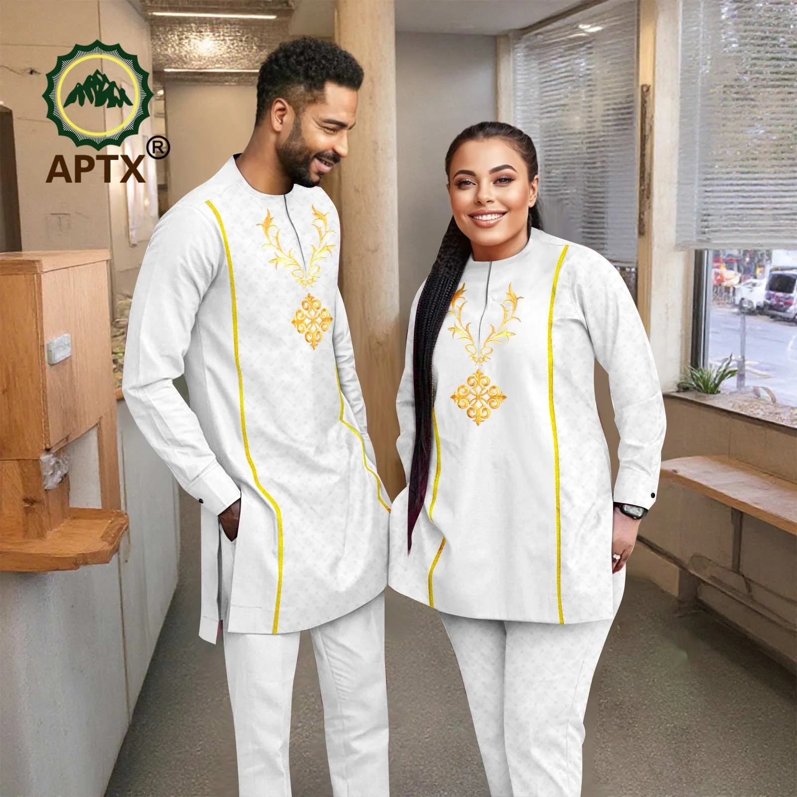 بدلات الزوجين الأفريقية المذهبة الدانتيل مطابقة رداء للرجال مجموعة النساء فستان Agbada ملابس الزفاف مساء ارتداء اليومي