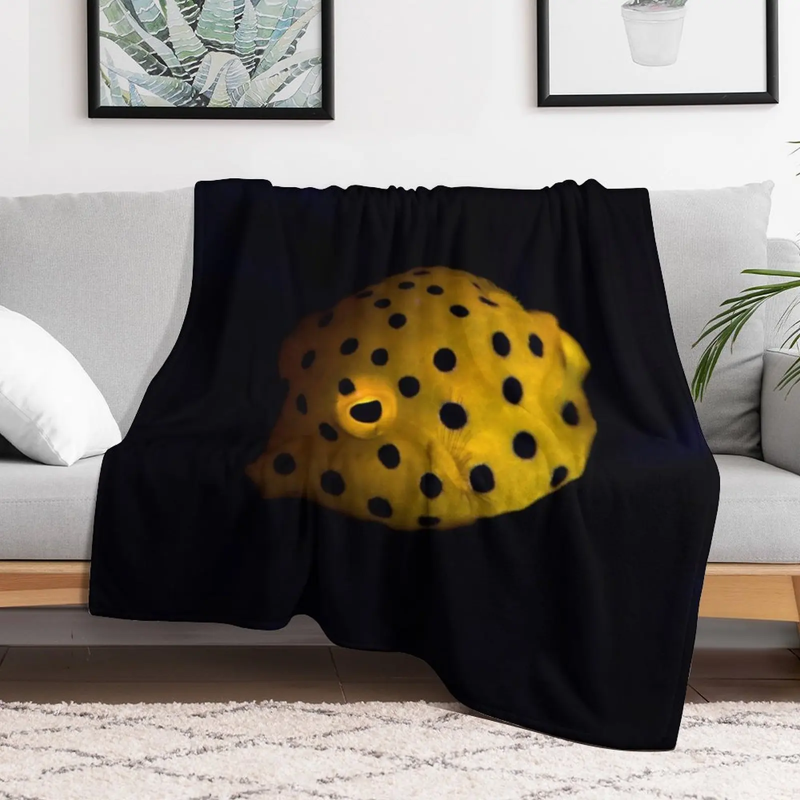 Baby yellow-spotted boxfish Throw Blanket anime Decorative Beds Blankets