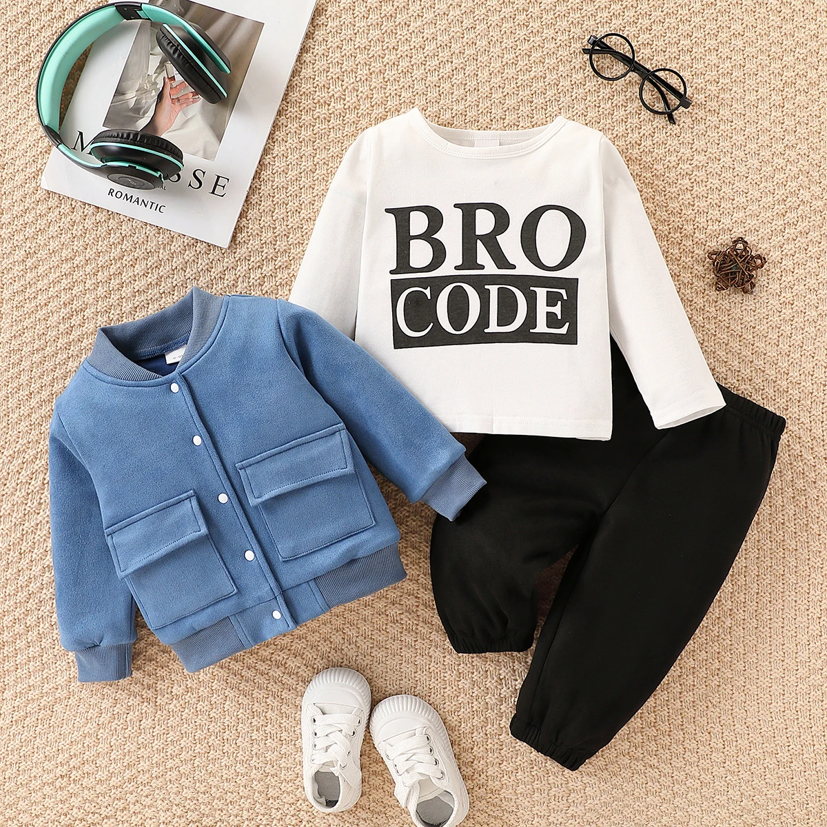 

3-piece set of baby boy's casual long sleeved jacket and letter printed long sleeved pullover and pants for autumn and winter