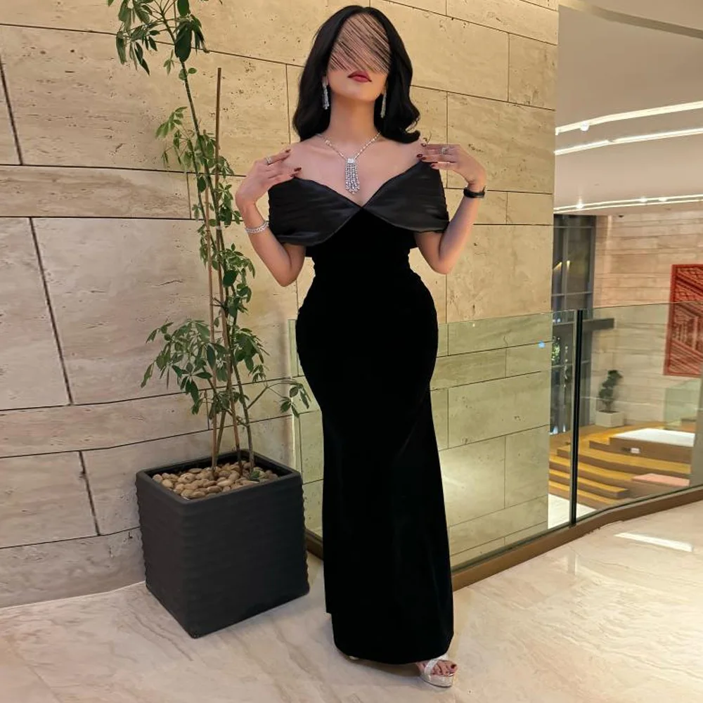 

Classic Off the Shoulder Short Sleeves Evening Dress Mermaid Floor Length Celebrity Gowns Customized Modern Black Party Dress