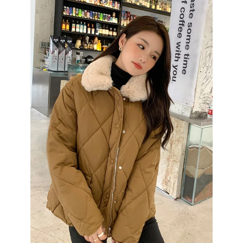

Winter Lamb Fur Collar Cotton Jaet Women's ort Sle 2024 New Korean Version Faion Loose Outerwear Polyester Fabric