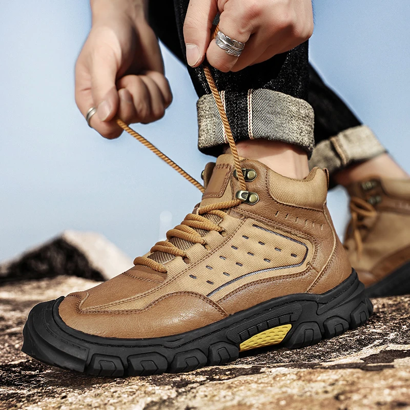

Outdoor Anti Slip Wear-resistant Hiking Boots Branded Leather Men High Top Casual Shoes Quality Thick Soled Anti-collision Shoes