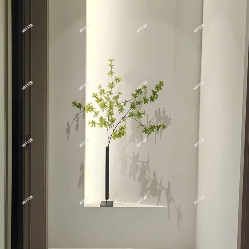 

Retro Slender Black Vase Elegant Floral Container Decor for Entryway Niche Corridor Art Ornament