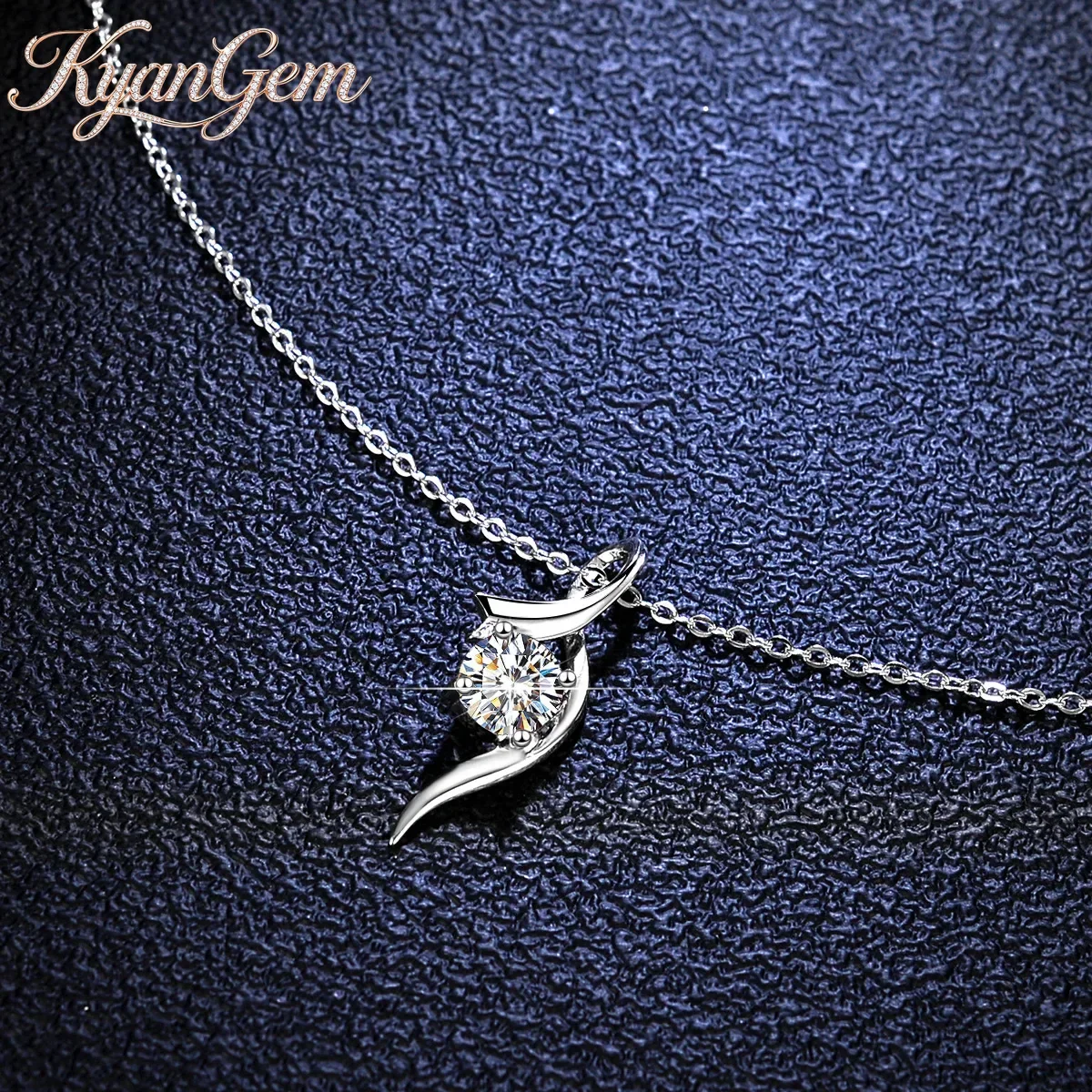 

KyanGem 18K Gold Inlaid Diamond Pendant, 1-carat Moissanite 18K Platinum Necklace Women's Classic Collarbone Chain
