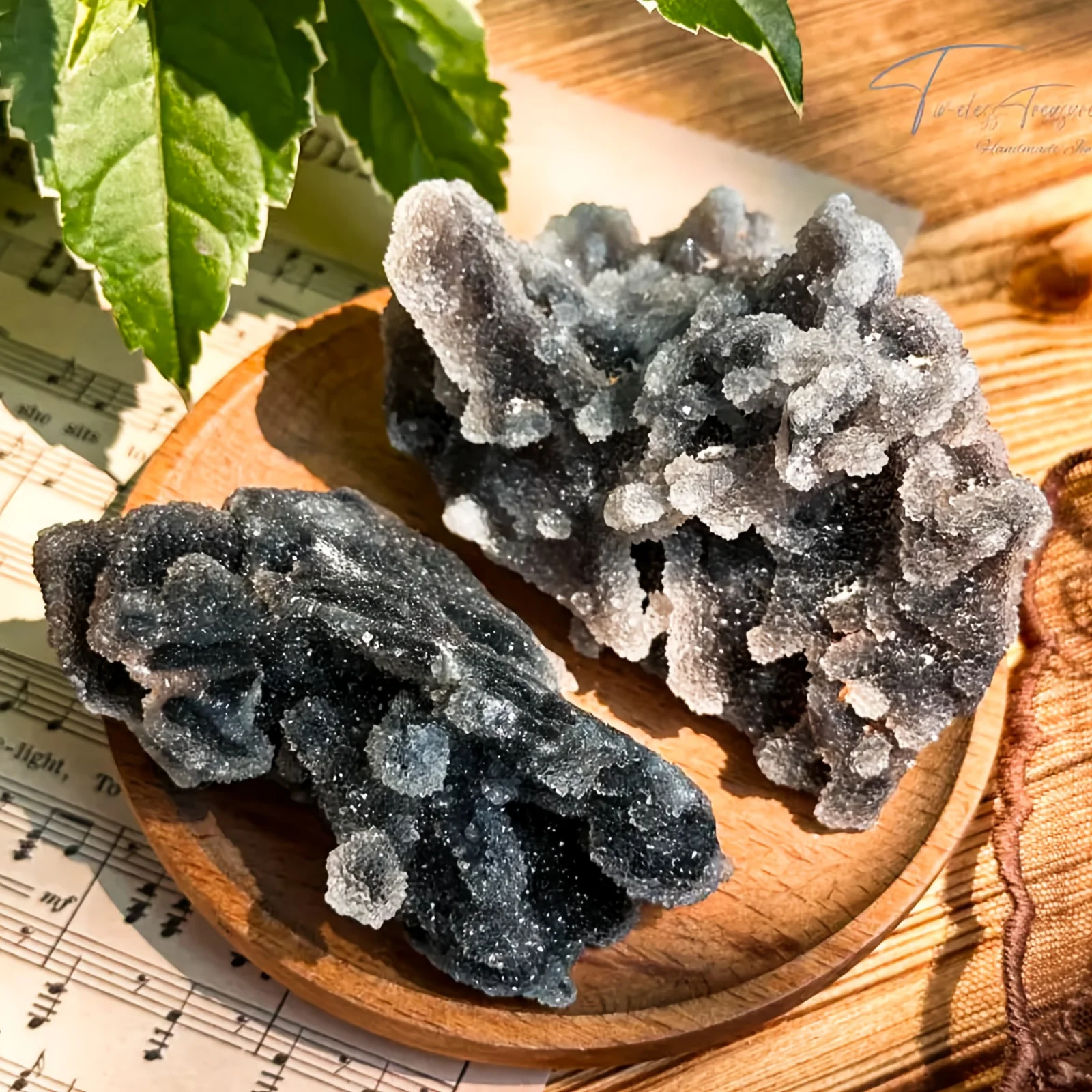 Sparkling natural zinc crystal cluster specimen—a unique raw stone, the perfect choice for office decoration, holiday gifts