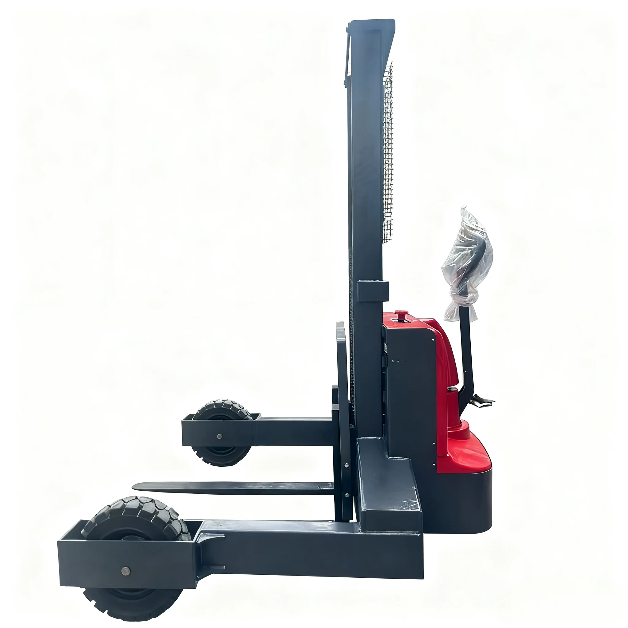 1.5T Off-Road Electric Stacker: Robust, All-Surface Handling for Construction and Industrial Yard Operations