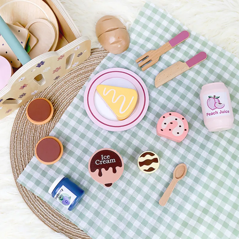 

Kids' Pretend Play Picnic Set - Realistic Sandwich, Dessert & Drink Toys, Portable Wooden Basket for Role Play