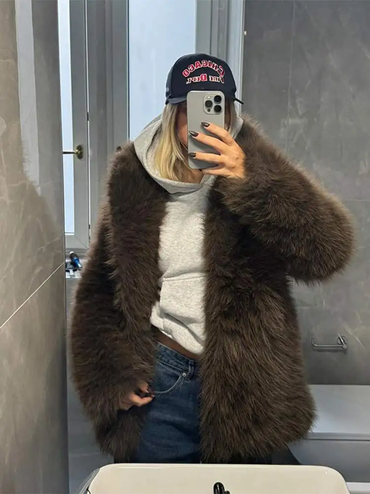 Fashion Brown Women Faux Fur Jacket Luxurious Lapel Long Sleeve Warm Fluffy Coats 2024 Winter Female Solid High Street Outwear