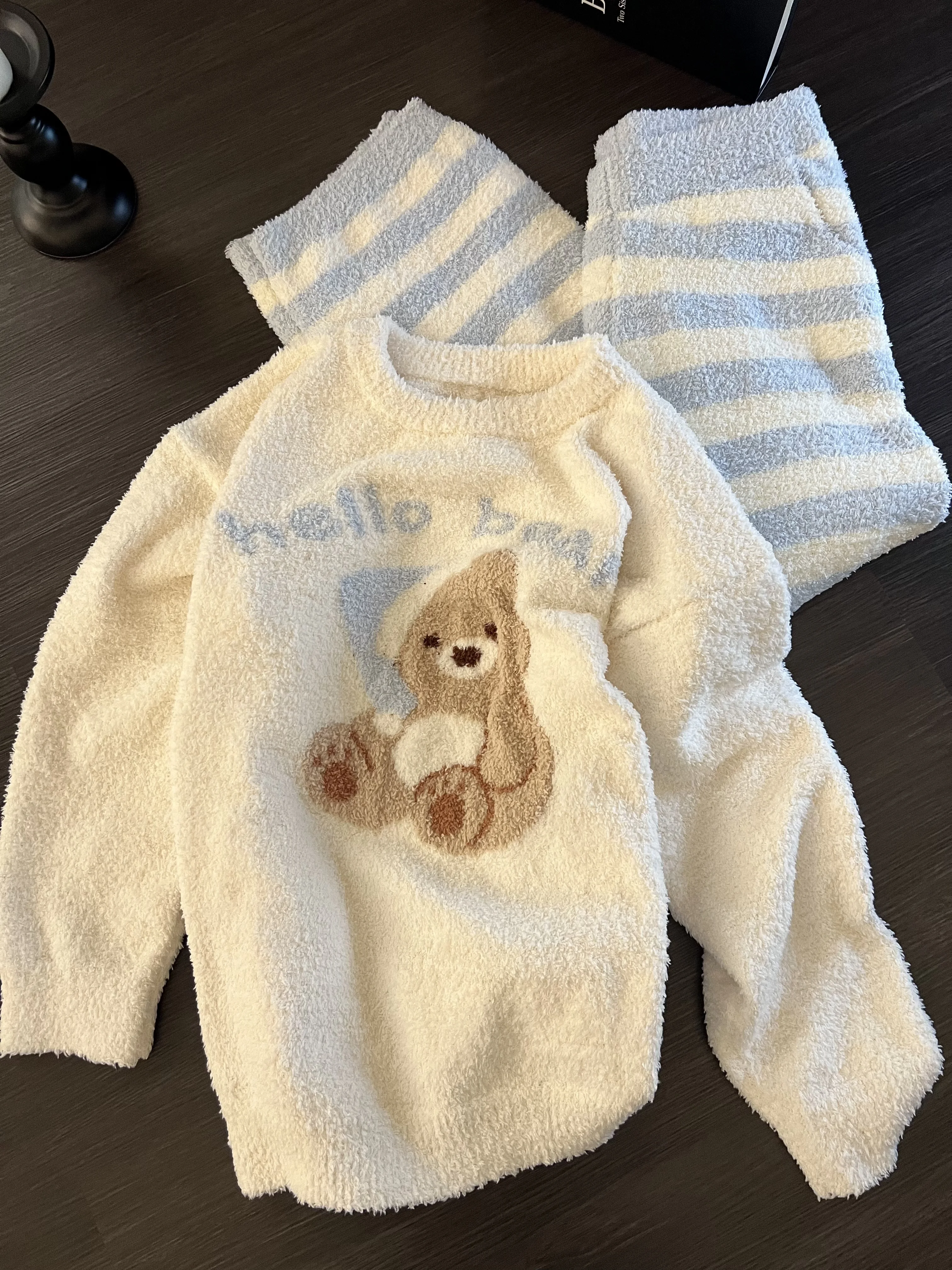 가을과 겨울 신상 플러시 귀여운 만화 곰 라운드 넥 파자마 여성용 두꺼운 따뜻한 스트라이프 홈웨어 세트