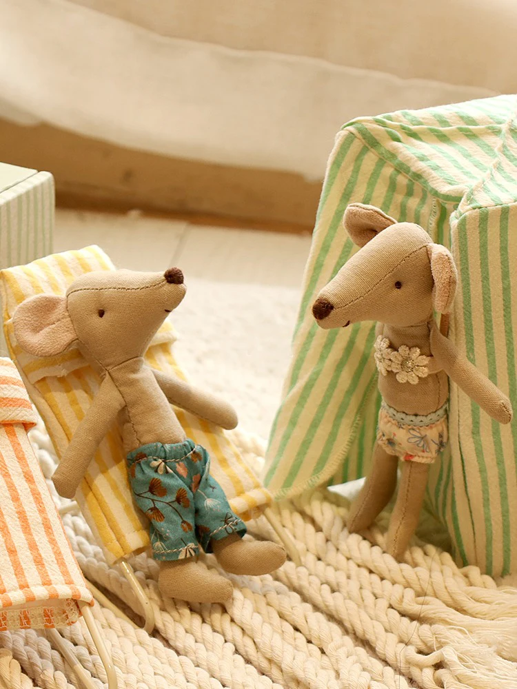 Beach Mice Plushie with Tent Chair Handmade Cute Little Mouse Stuffed Cloth Toys Dollhouse Mini Doll Soft Doll