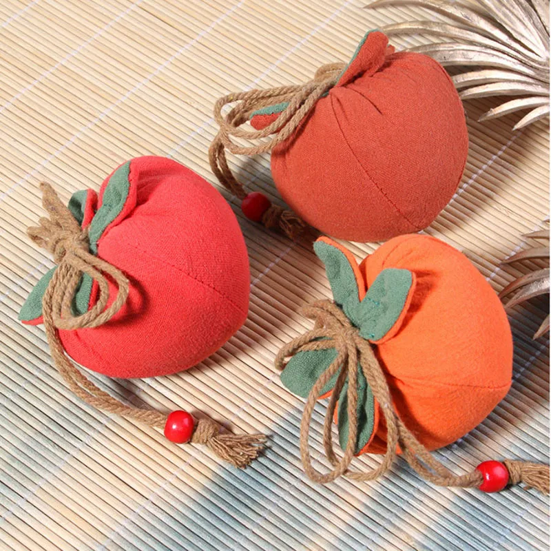 20pcs/lot 7*10cm Persimmon Shape Sachet Cotton Linen Cloth Drawstring Bags Car Decoration Small Gift Pendant Cute Pouches