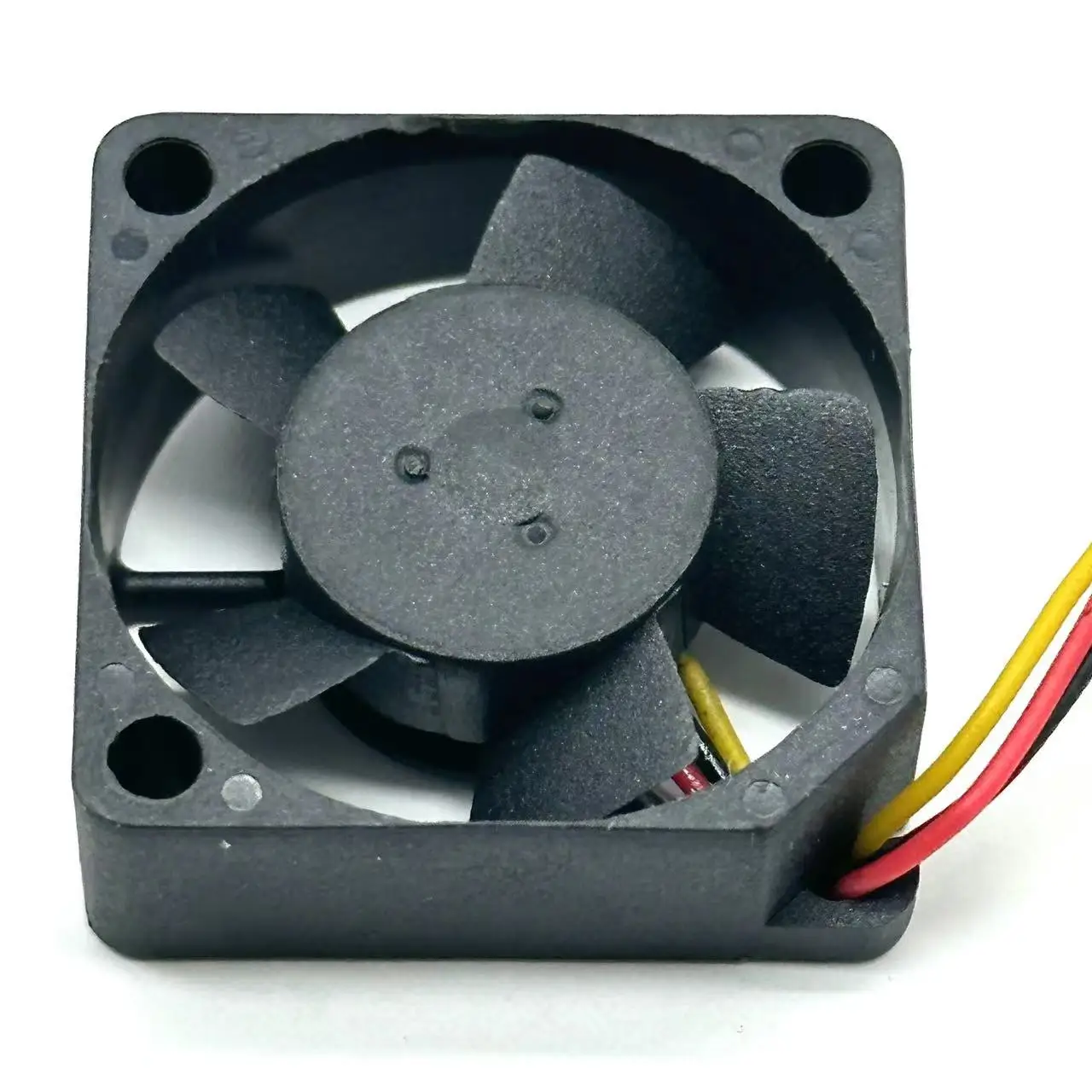 SUNON MC35100V1-000C-G99 DC 5V 0.75W 35x35x10mm 3-Wire Server Cooling Fan