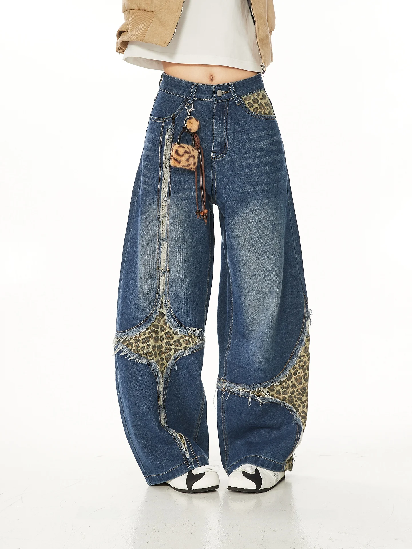 

Американские джинсы в стиле High Street с леопардовым принтом и ромбовидными вставками, женские свободные широкие брюки с зауженным низом, повседневный стиль, естественная талия