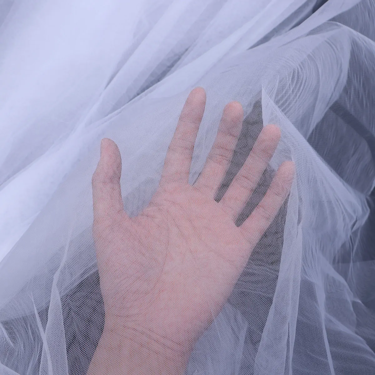 White Multilayer Bridal Veil Elegant Gauze Wedding Veil for Bride with Comb Comfortable Hair Accessory Bridal Veils