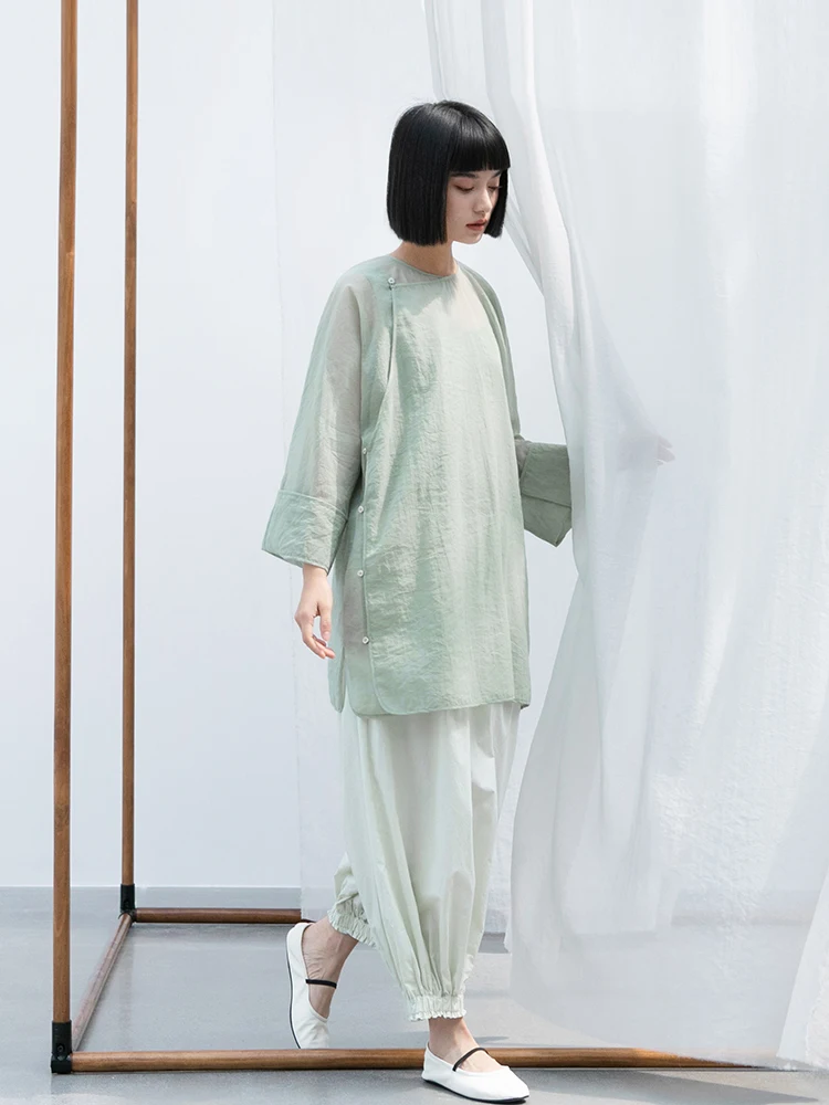 

Прозрачная классическая двухцветная футболка из смесового хлопка, новая коллекция, круглый вырез, длинный рукав, женская, для бизнеса и повседневной носки...