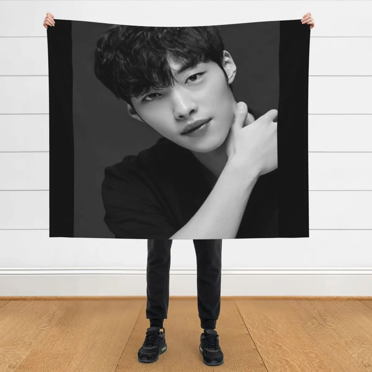 

woo do hwan The king: Eternal monarch Throw Blanket Sofa Quilt Large Loose Blankets