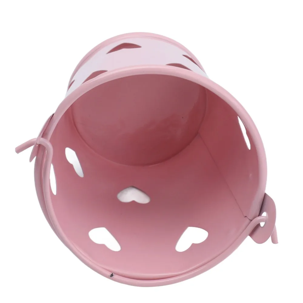 12pcs Practical Metal Decorative Bucket Pink 2.36x2.09in Storage Pail Hollow Heart Shaped with Handle Candy Container Desktop