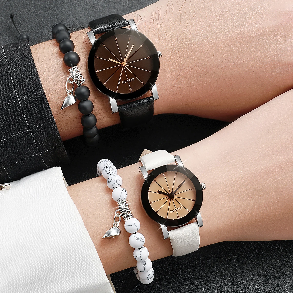 4Pcs/Set Fashion Couple Watch Women's Men's Simple Imitation Leather Quartz Watch with Black White Magnetic Bead Bracele