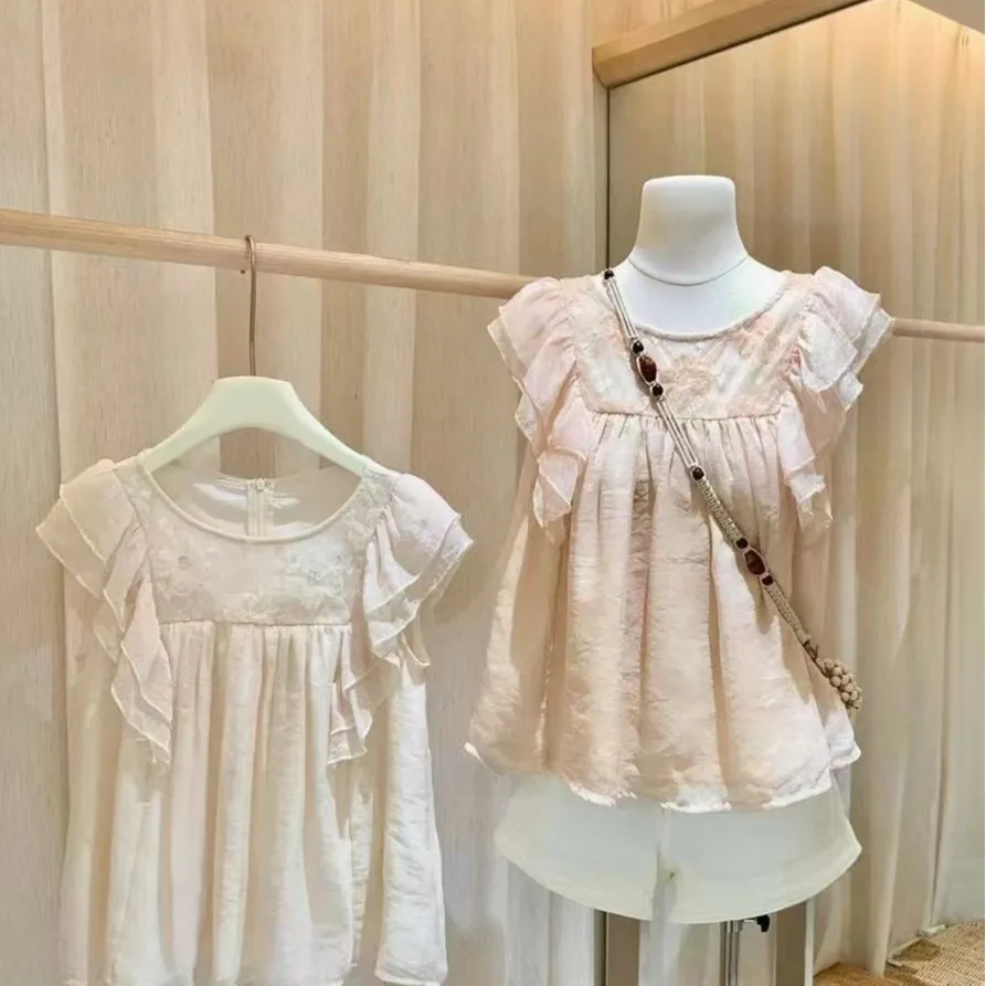 

Summer 2026 Gentle Atmosphere Lace Splicing Embroidery Fly Sleeve Loose Women's Top Short Length Casual Fashion Style