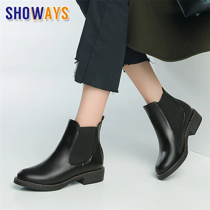 

Big Size British Women Chelsea Boots White Black PU Low Square Heel Casual Office Party Ladies Round Toe Plush Short Ankle Boots